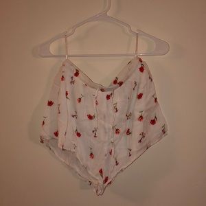White floral cropped shorts